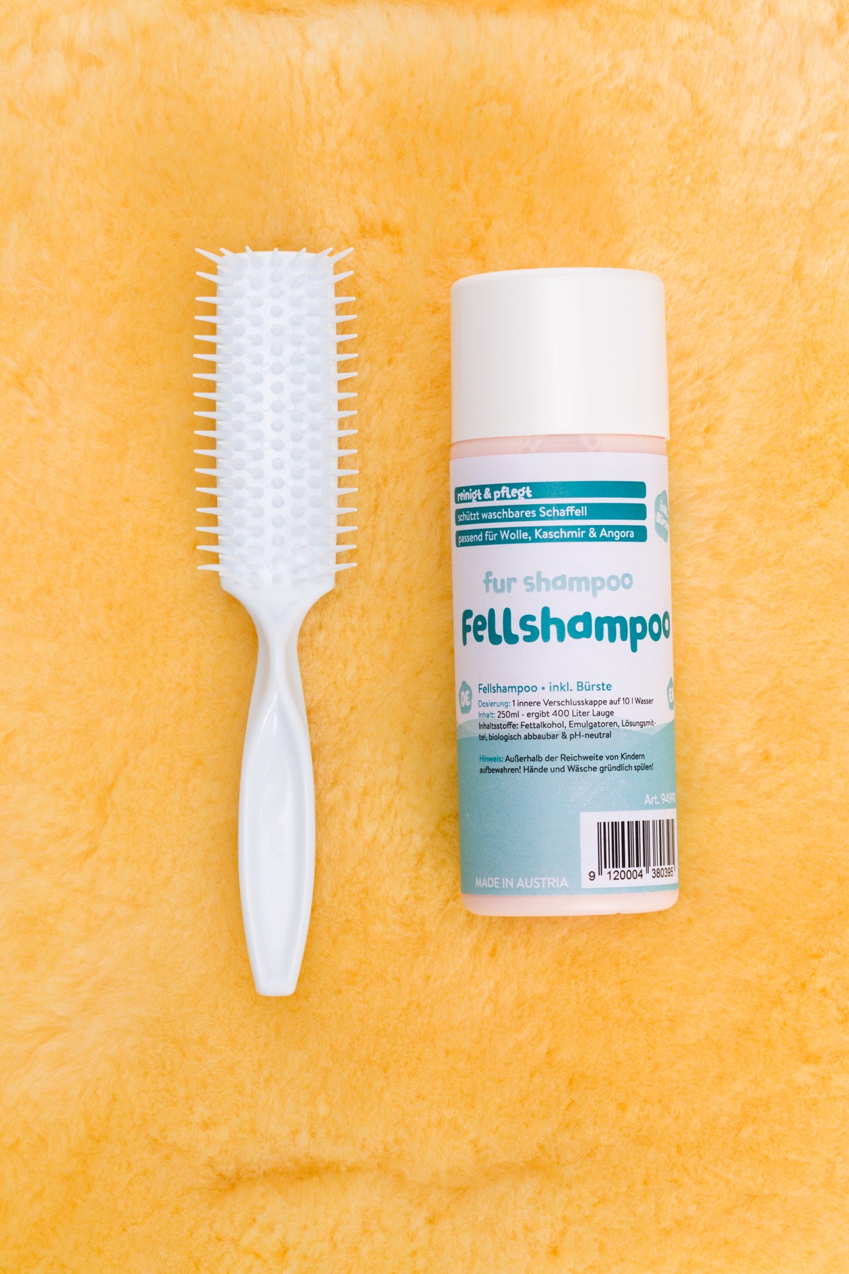 Winterfußsack Fellshampoo + Bürste