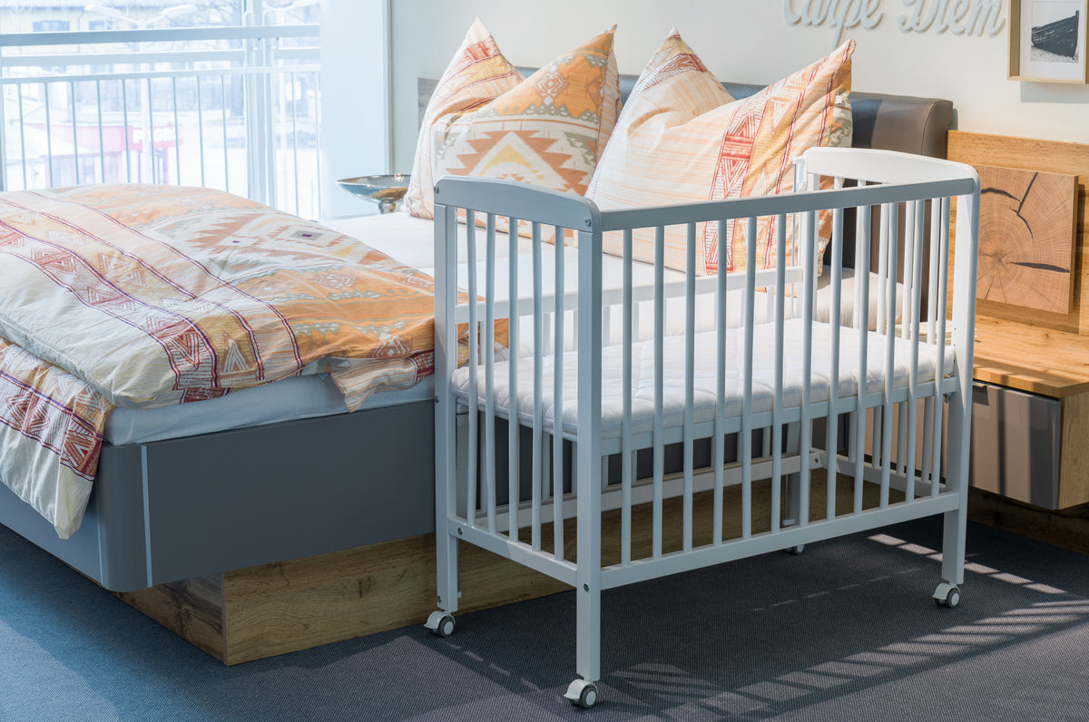 Beistellbett Nino 555-05 + 555451 Matratze weiß 90x45cm